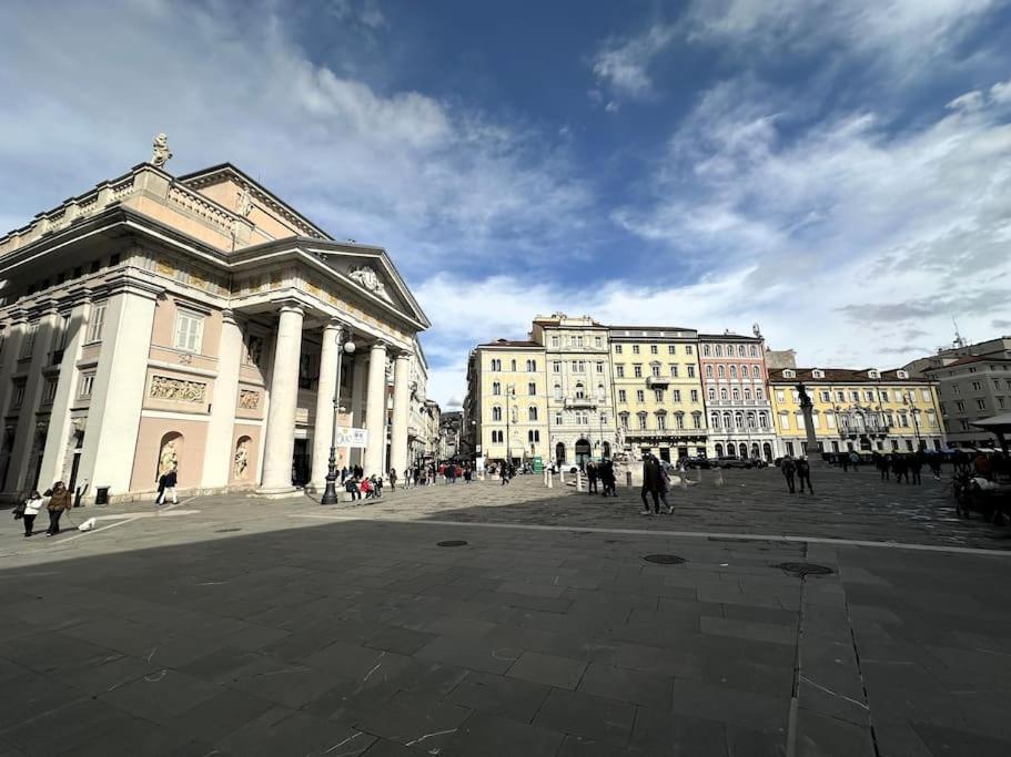 Central Mazzini Suits Terst Exteriér fotografie